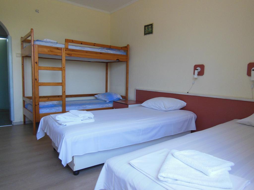 Hotel Ankor Kranevo Oda fotoğraf